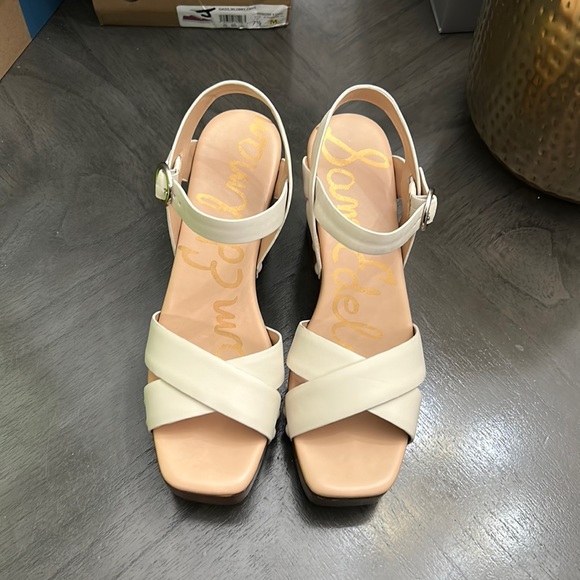 Sam Edelman - Josefine Platform in Ivory - Picture 4 of 11